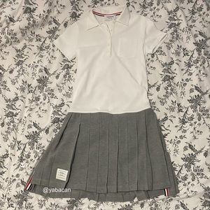 NWT Thom Browne Pleated Knee-Length Skirt Polo Dress Size 2 US/38 IT White/Grey